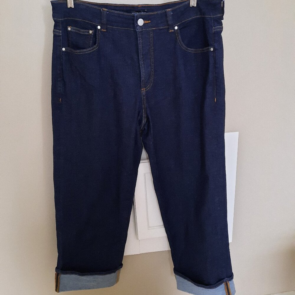 Universal Standard Stevie high-rise cuffed leg jeans AVAILABLE JUNE 1
